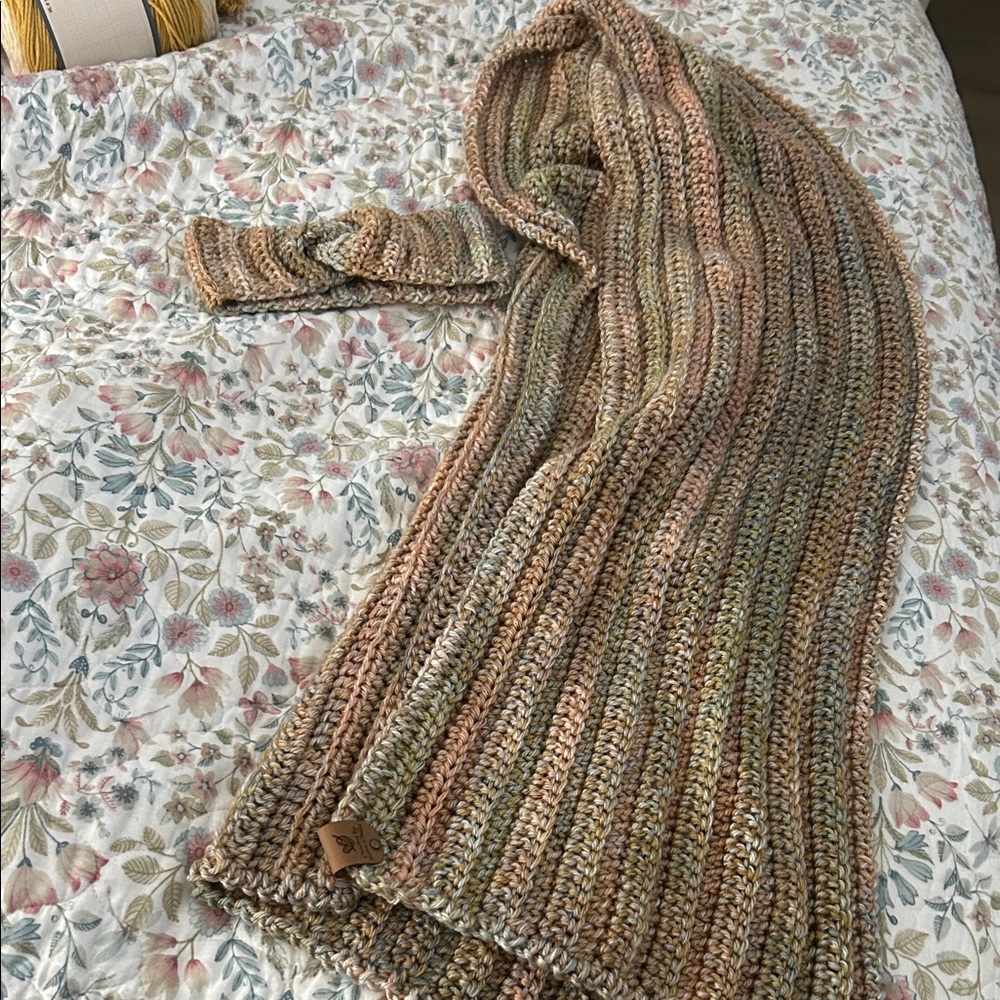 Multicolor Knit Scarf - Picture 2 of 5